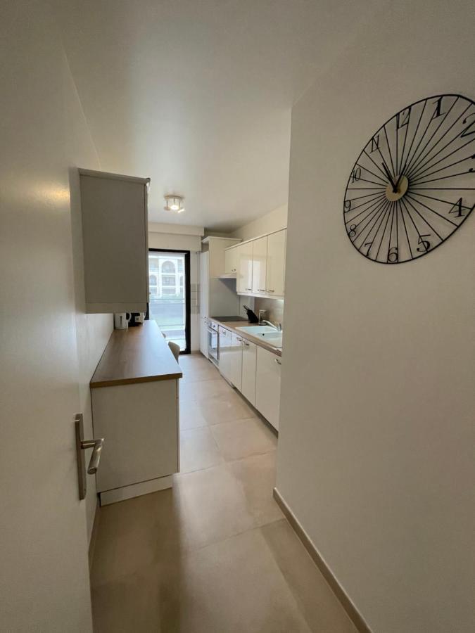 Domaine D'Ahmosis, Modern 2 Bedrooms Refurbished Apartment, F3 Moderne Fraichement Renove Ле-Канне Экстерьер фото